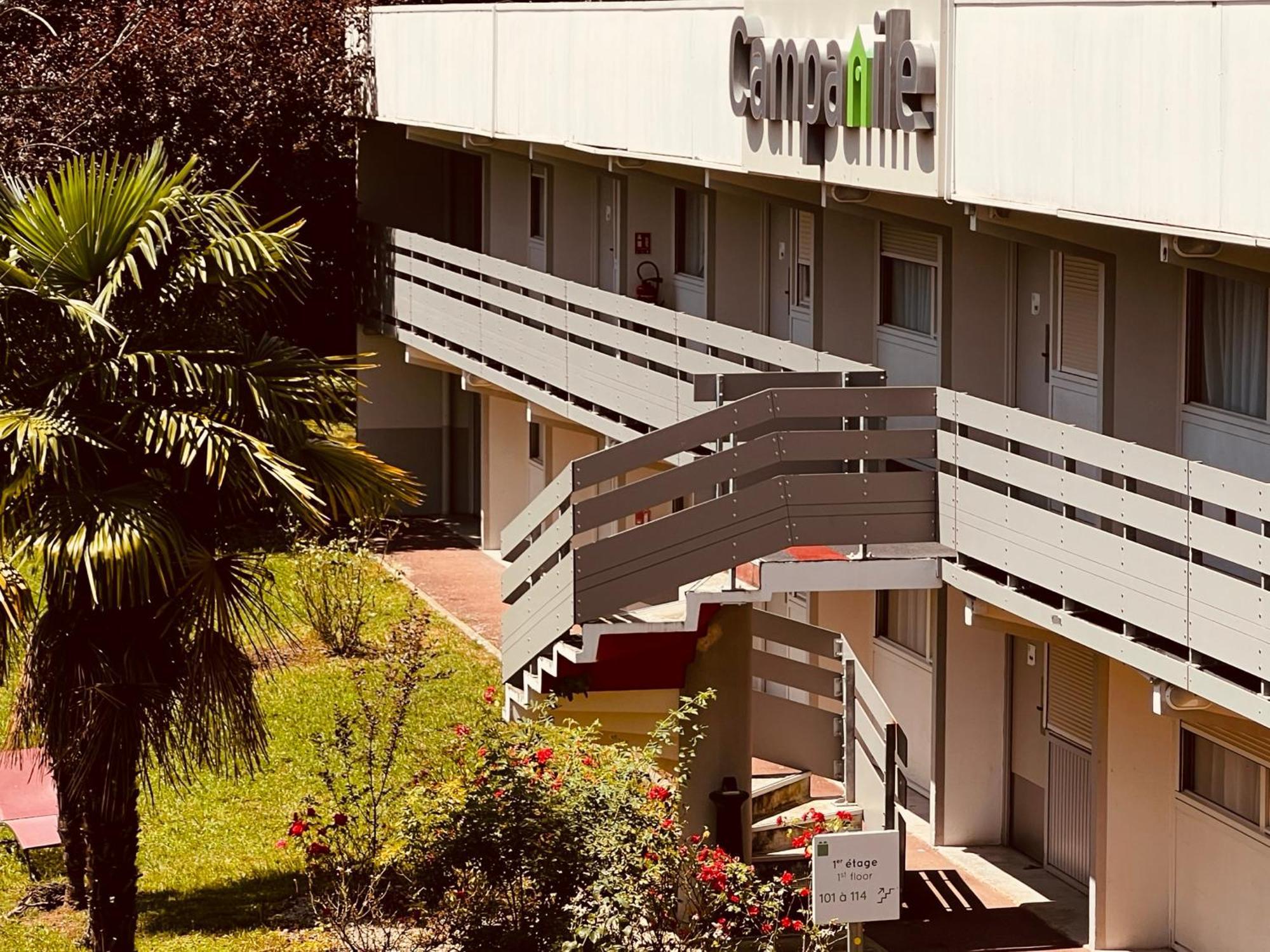 Hotel Campanile Lyon Nord - Écully Exterior foto